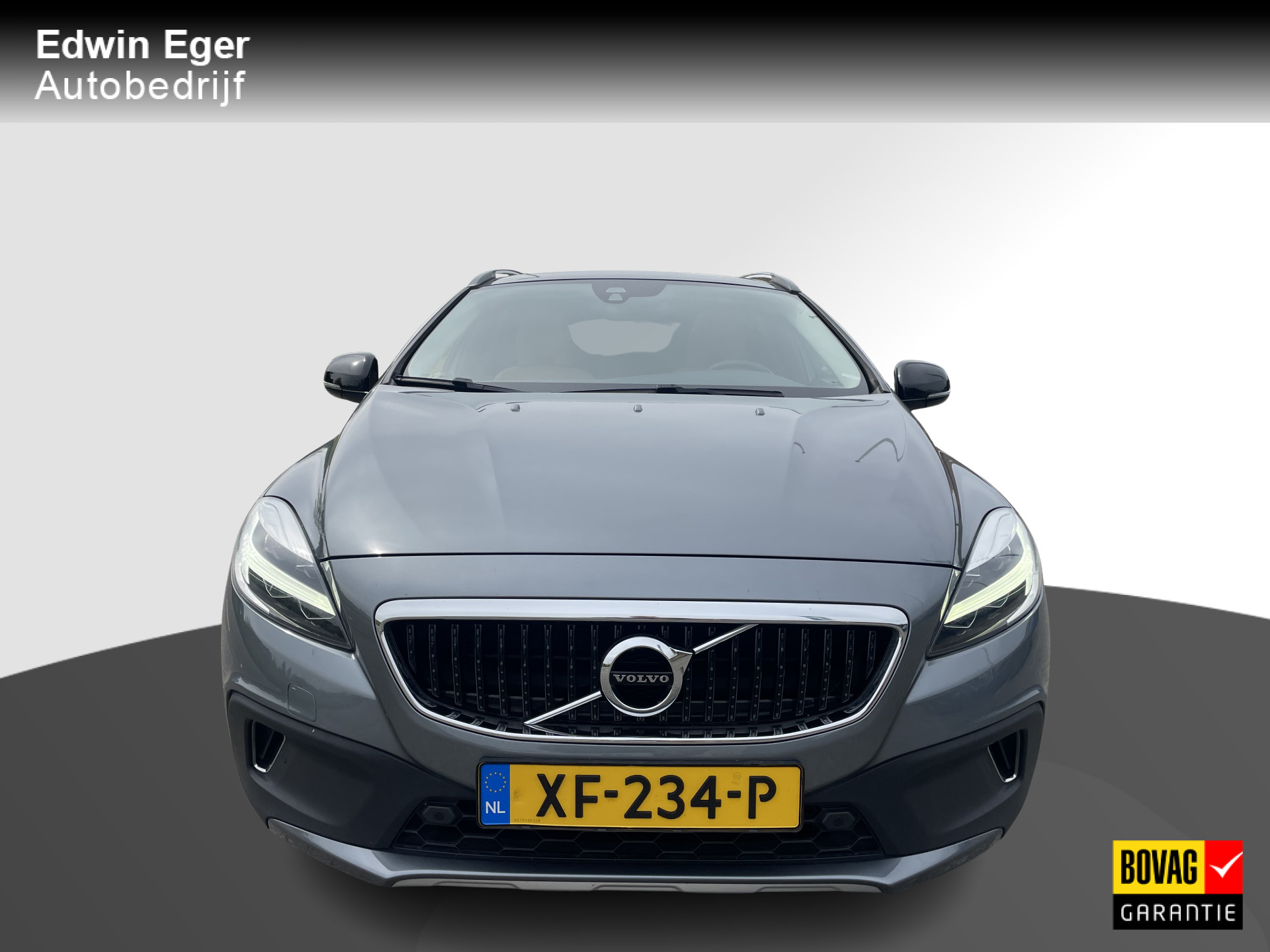 45357941-2.jpg
