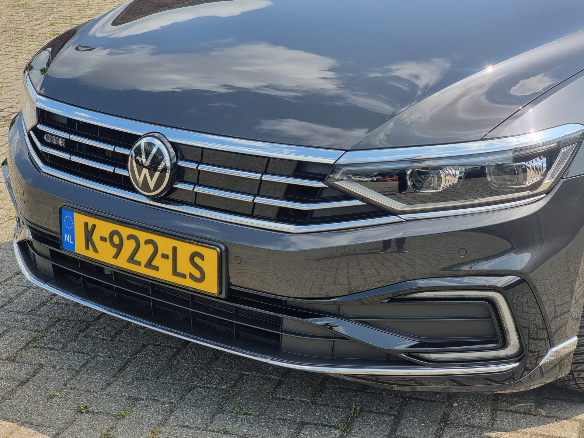 46475178-14.jpg