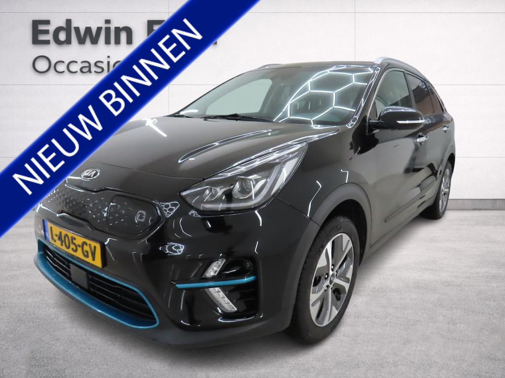 52147189-10.jpg